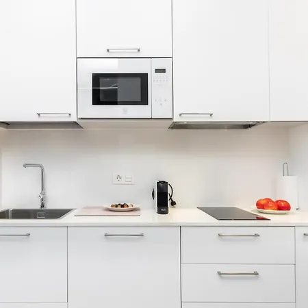 Santa Marina Apartamentuak Appartamento Zarautz